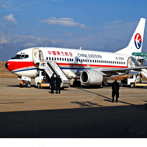 兰旗机场空运航空快运业稳步发展的原因是什么？